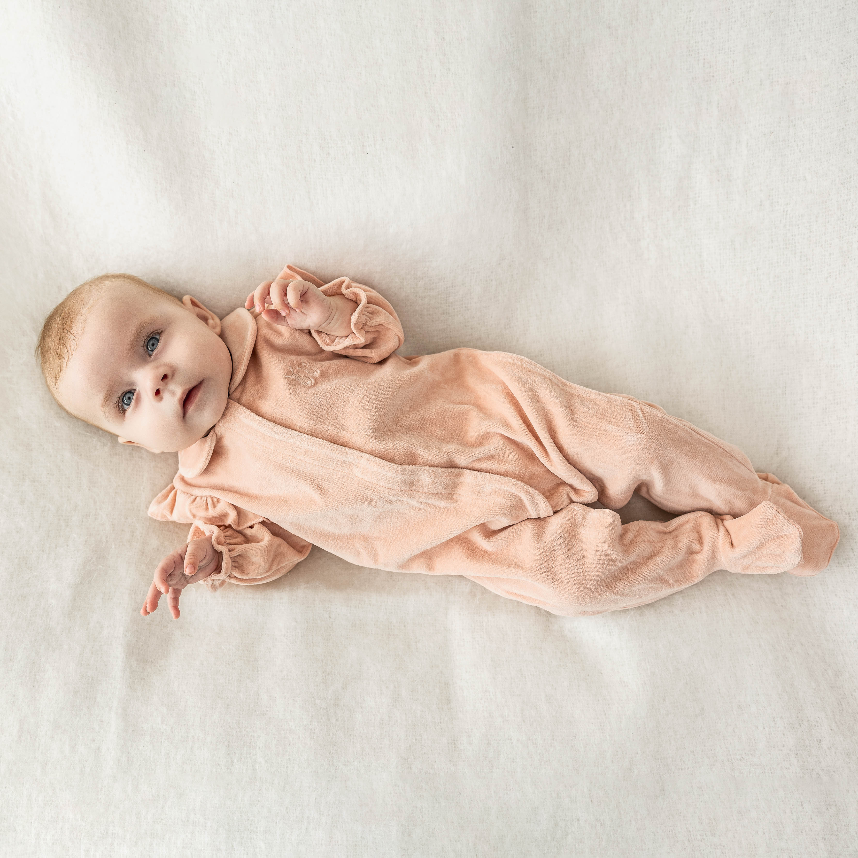 Poetree babypakje velours met ruffles