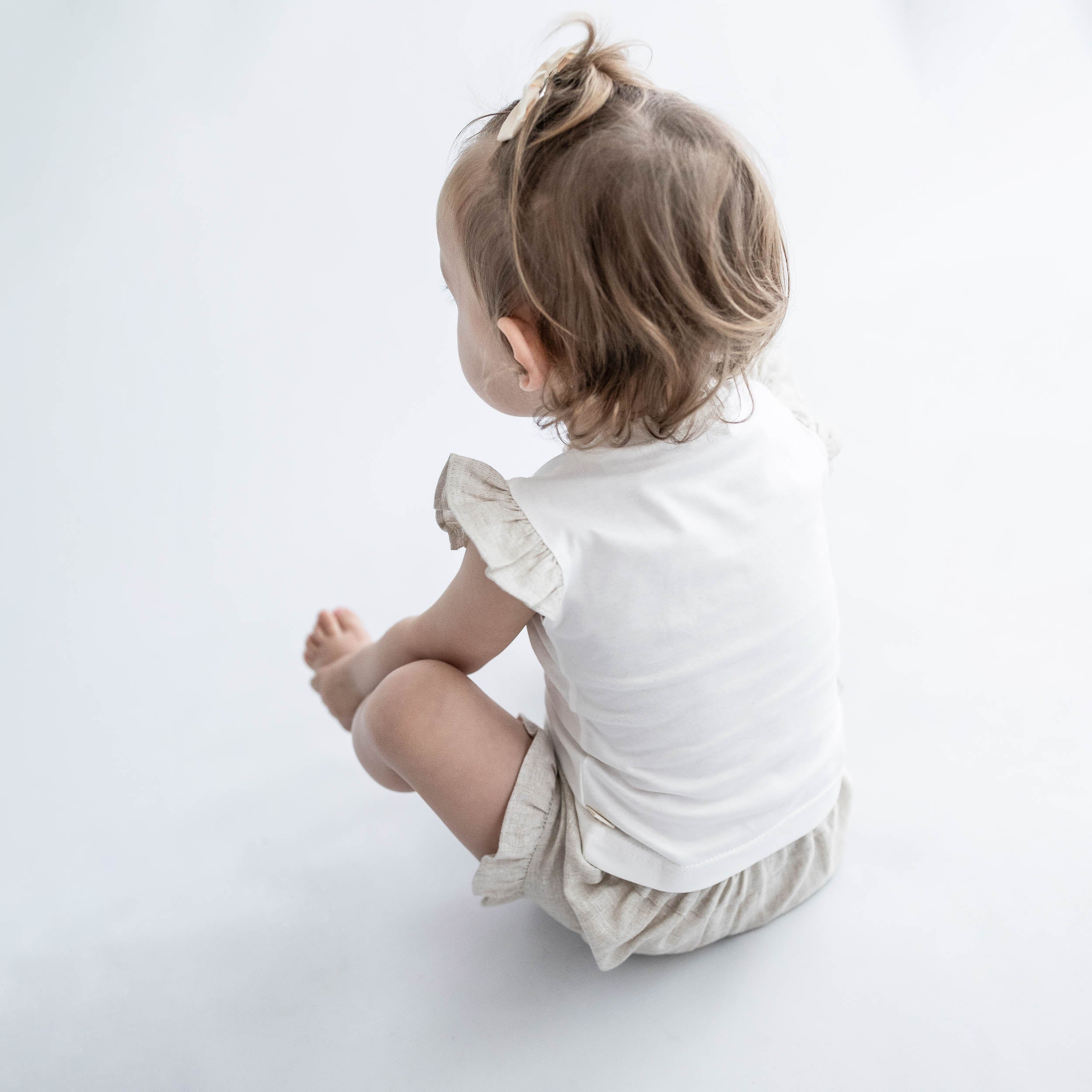Baby Gi Wit shirt met beige angel sleeves